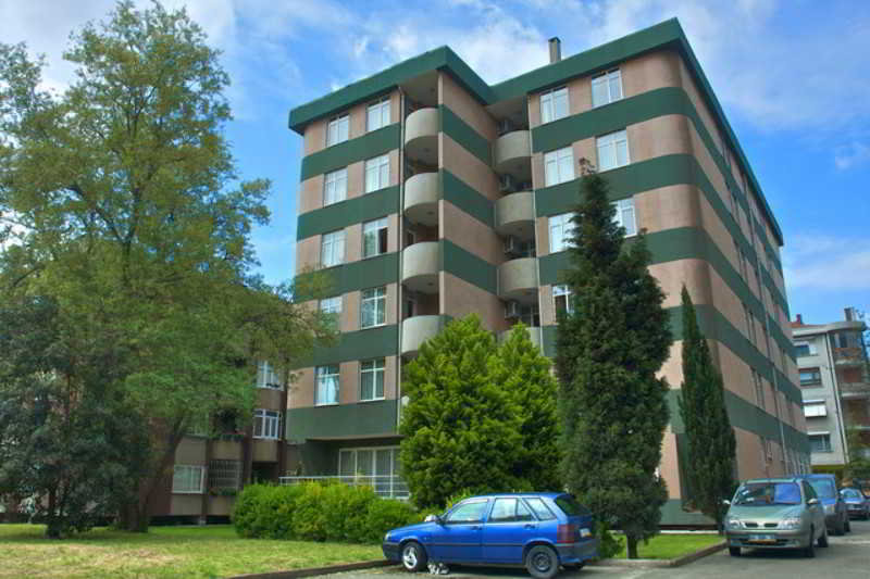 Baran Residence Airport