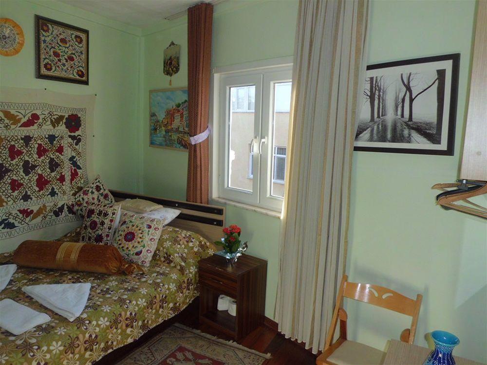 Chora Guesthouse
