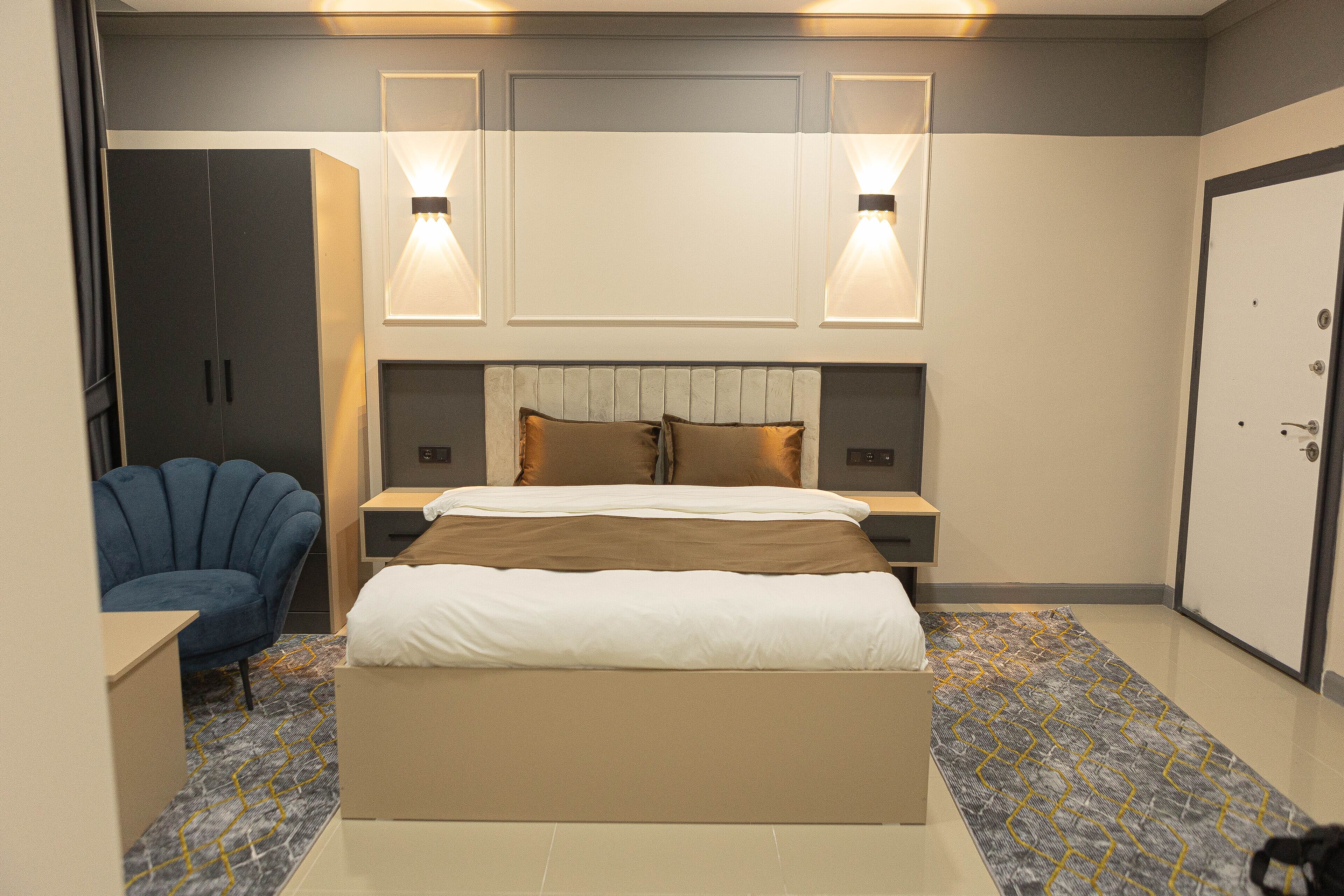 City Night Suites & Hotels