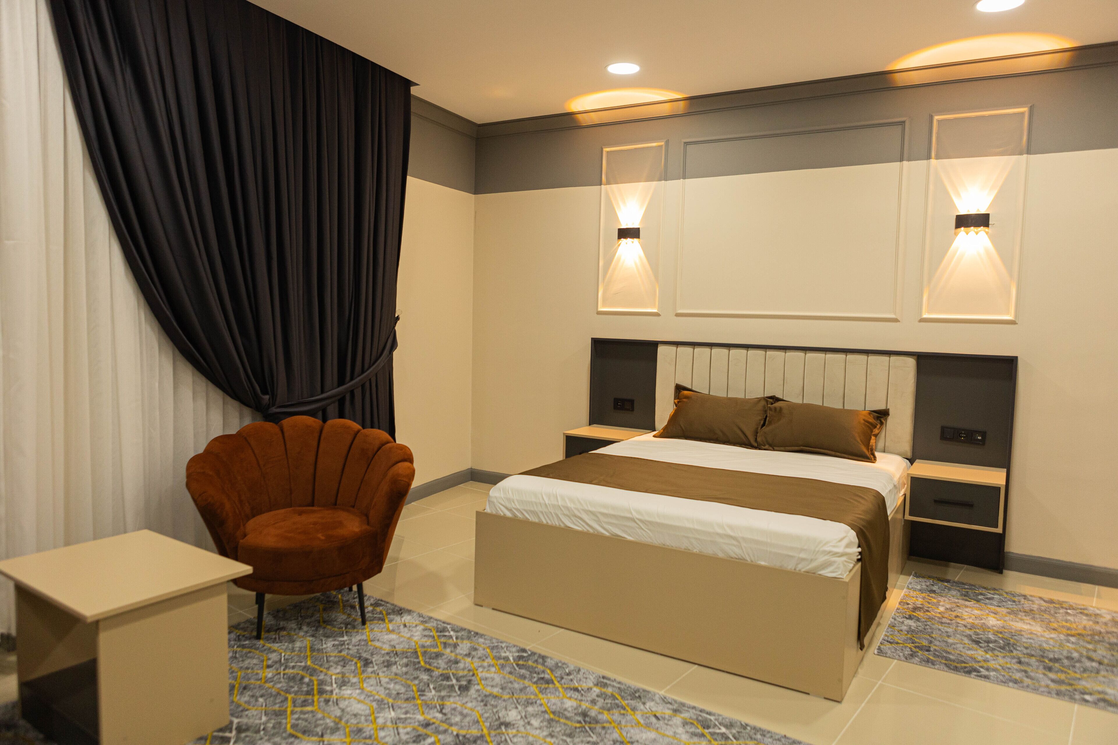 City Night Suites & Hotels