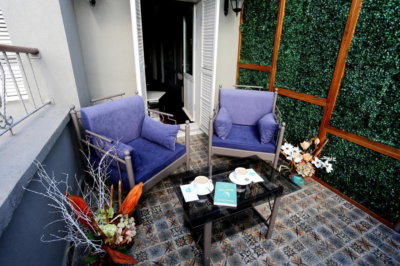 Fuga Hotel Constantinidis