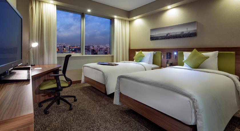 Hampton by Hilton Istanbul Kayasehir