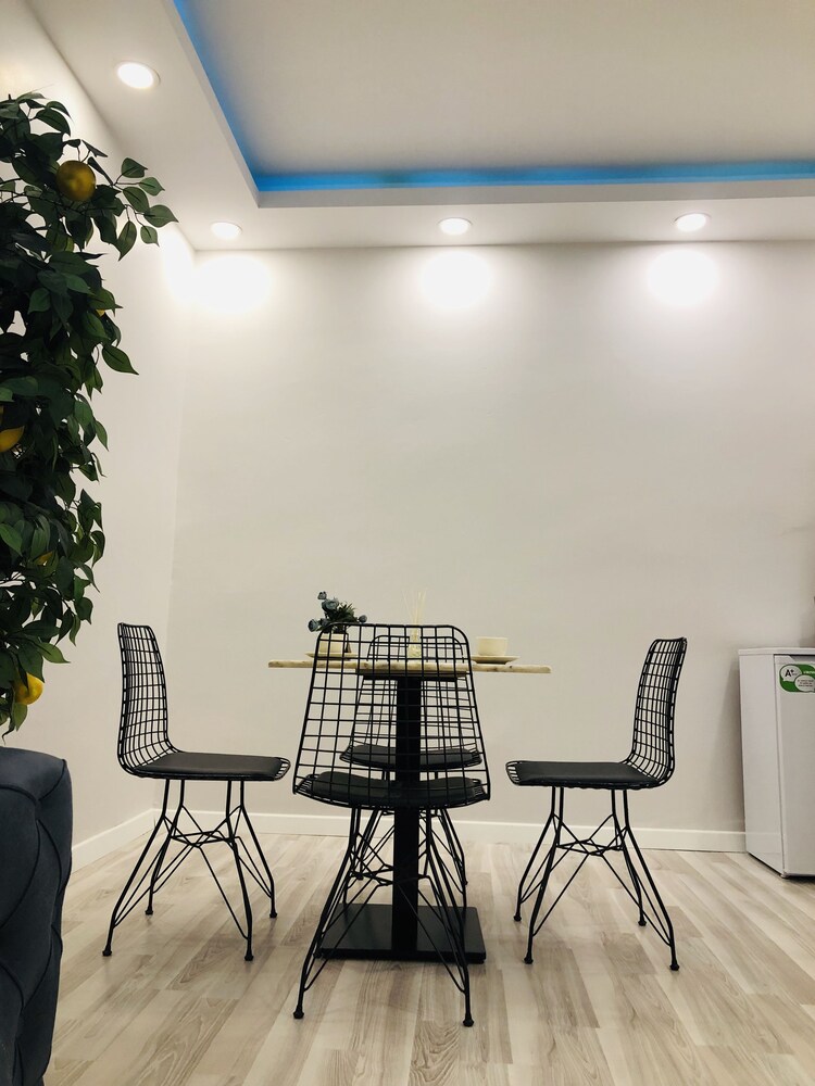 Istanbul Hotel & Suites