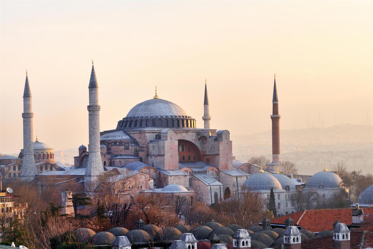 Istanbul Violet Apart