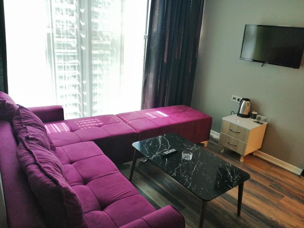 Plus Park Suite & Hotel