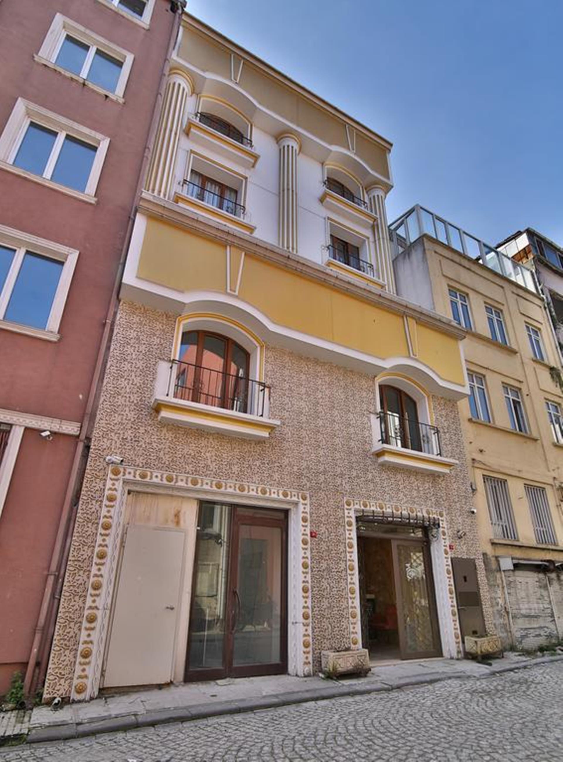 Queensland Hotel Istanbul