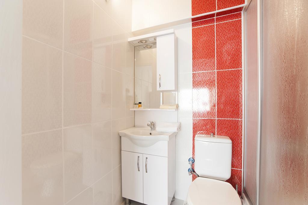 Roncalli Suites & Aparts