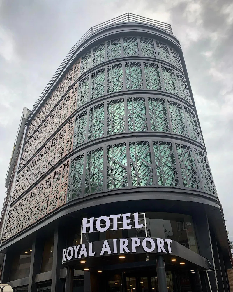 Royal Airport Hotel