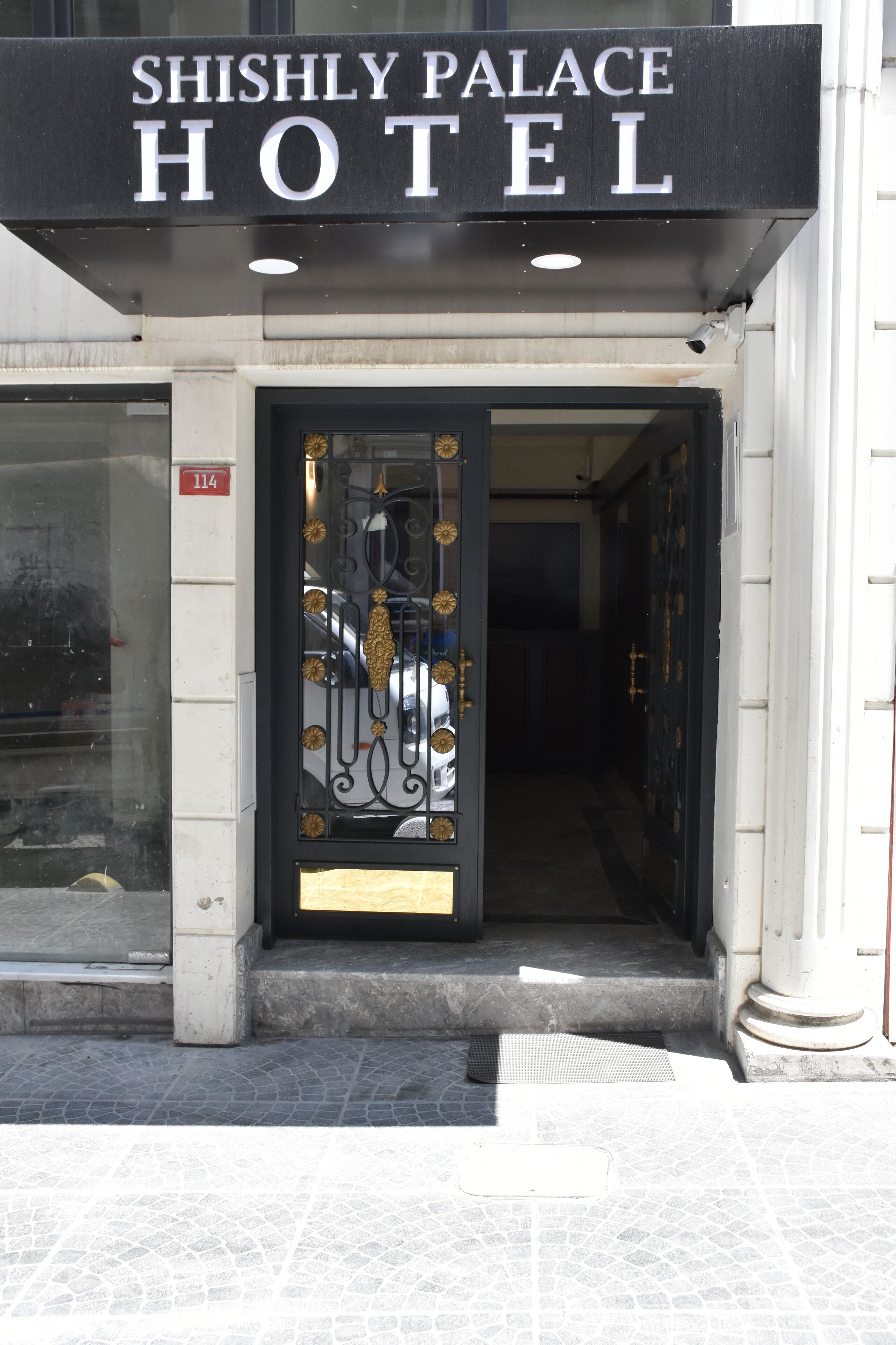 Shishly Palace Hotel