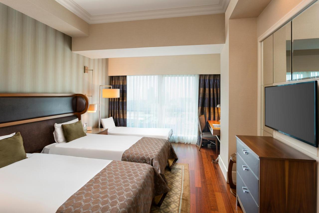 Titanic Business Kartal