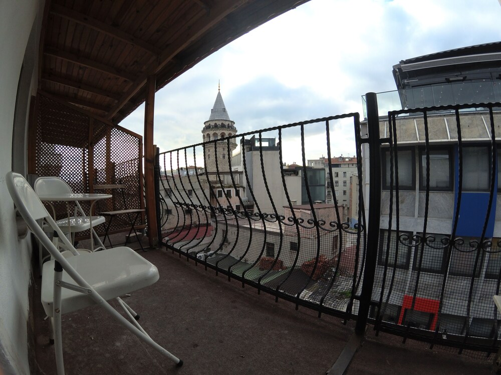 World House Boutique Hotel