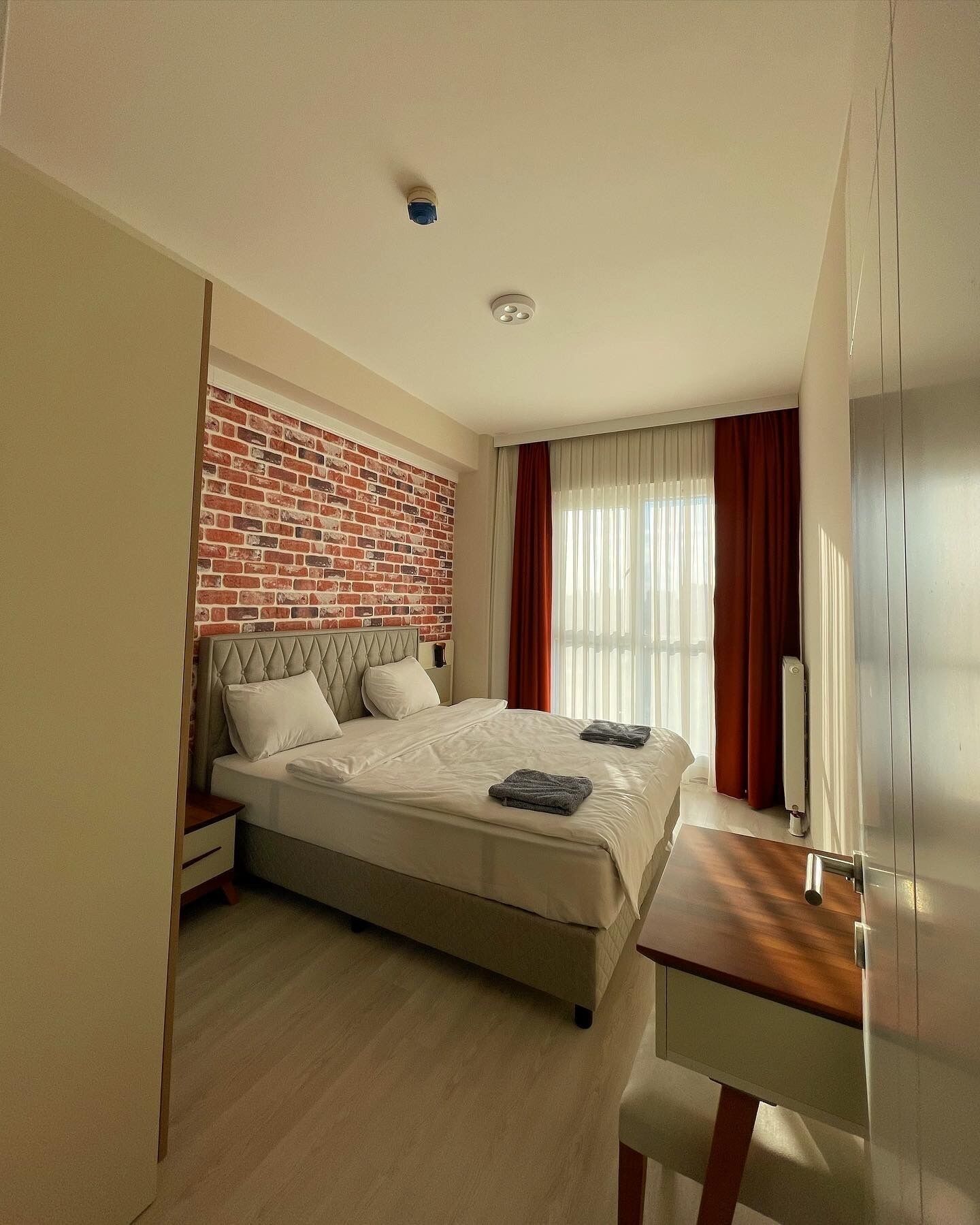 Zmzm Express 24 Suites