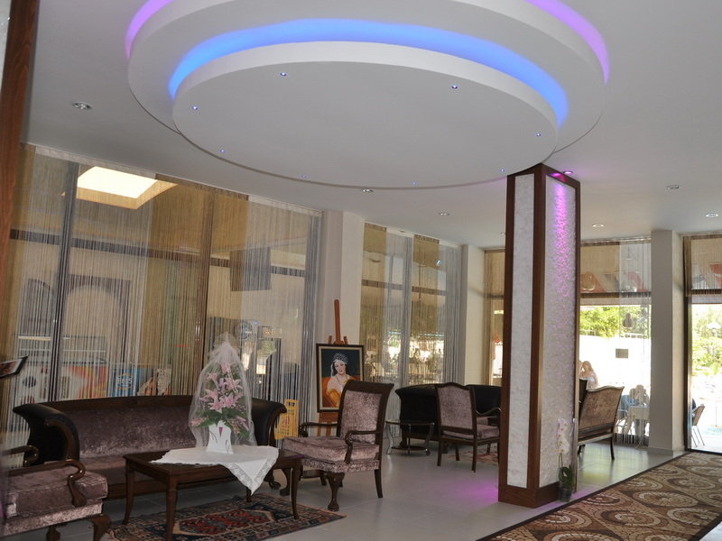 Kleopatra South Star Apart