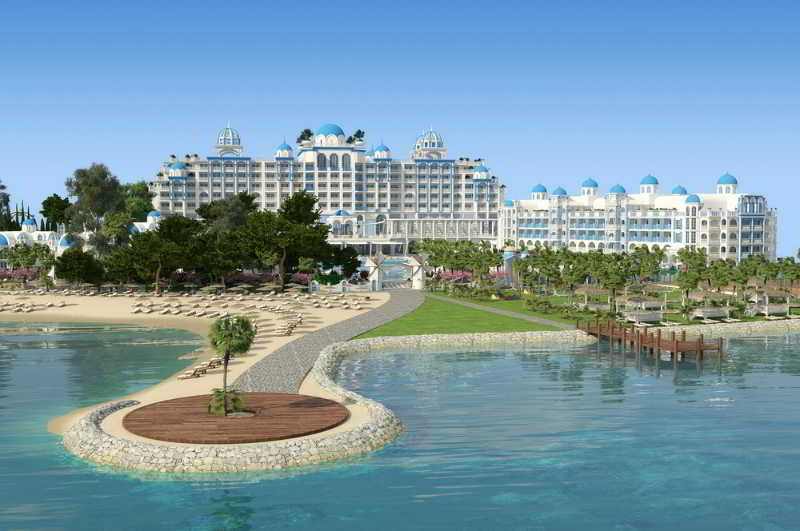 Rubi Platinum Spa Resort & Suites