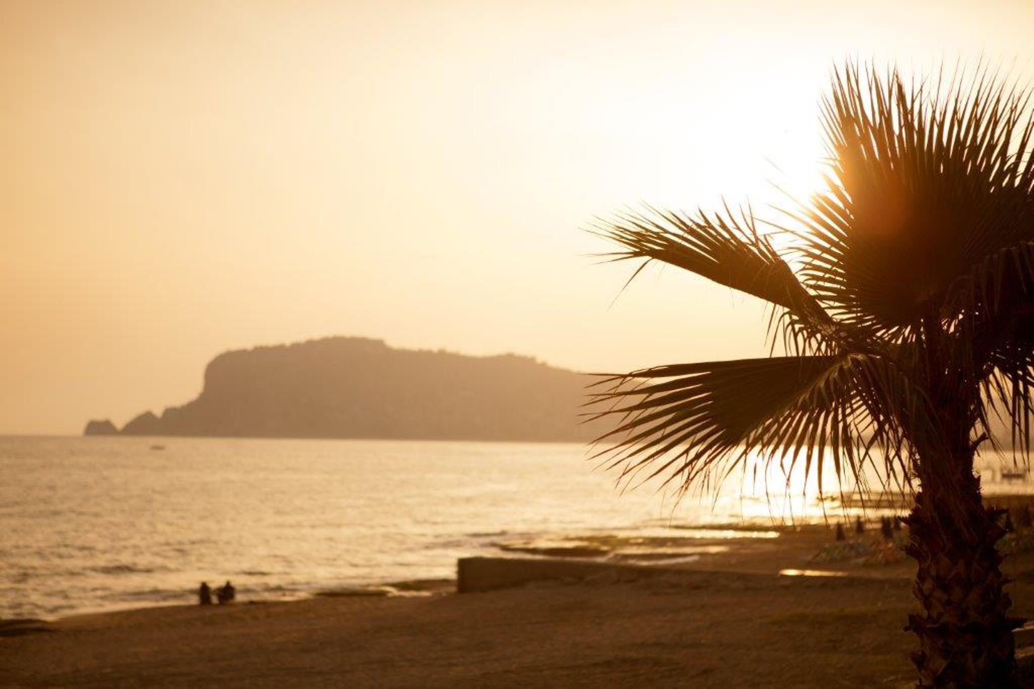 Sunprime C-Lounge Hotel