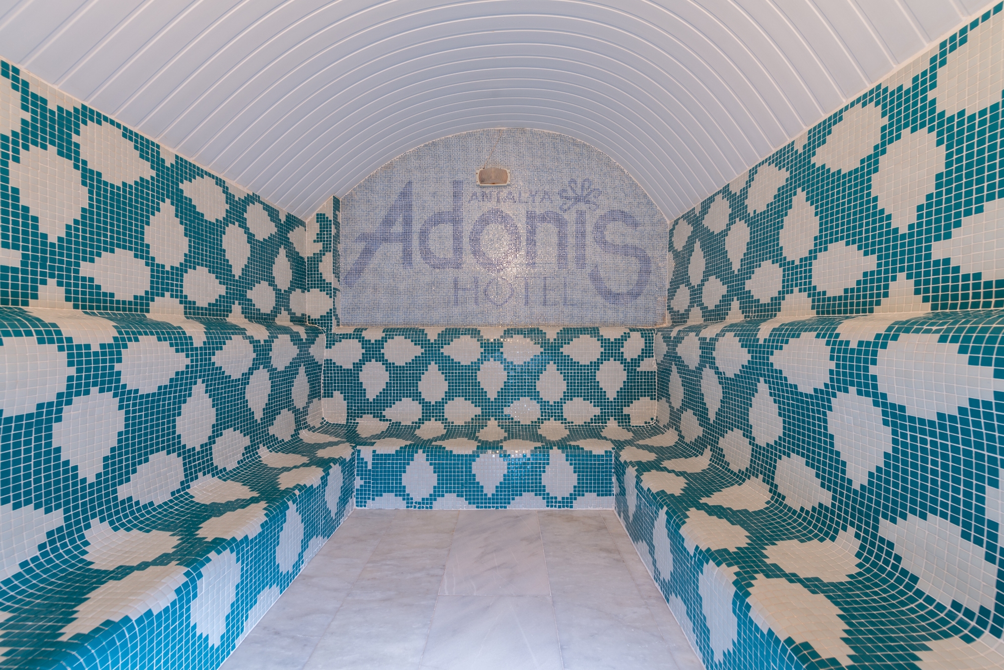 Adonis Hotel