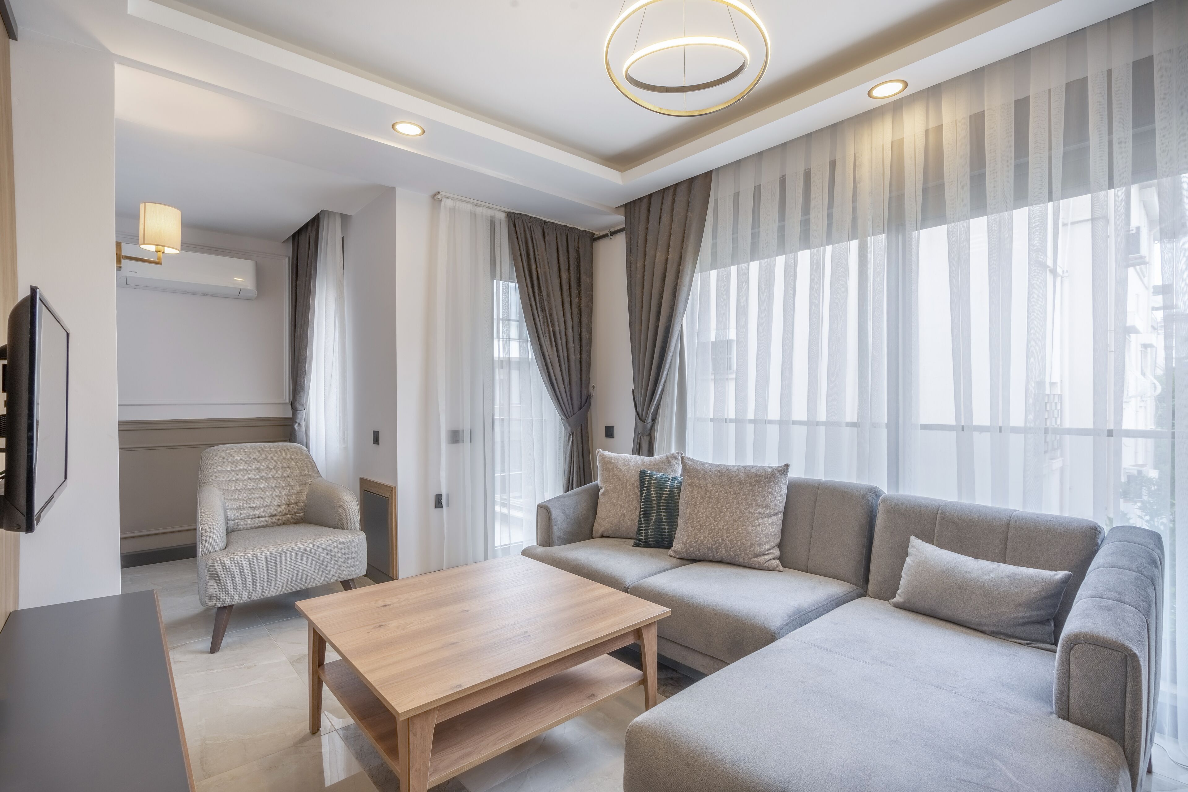 Quality Gold Suite Hotel