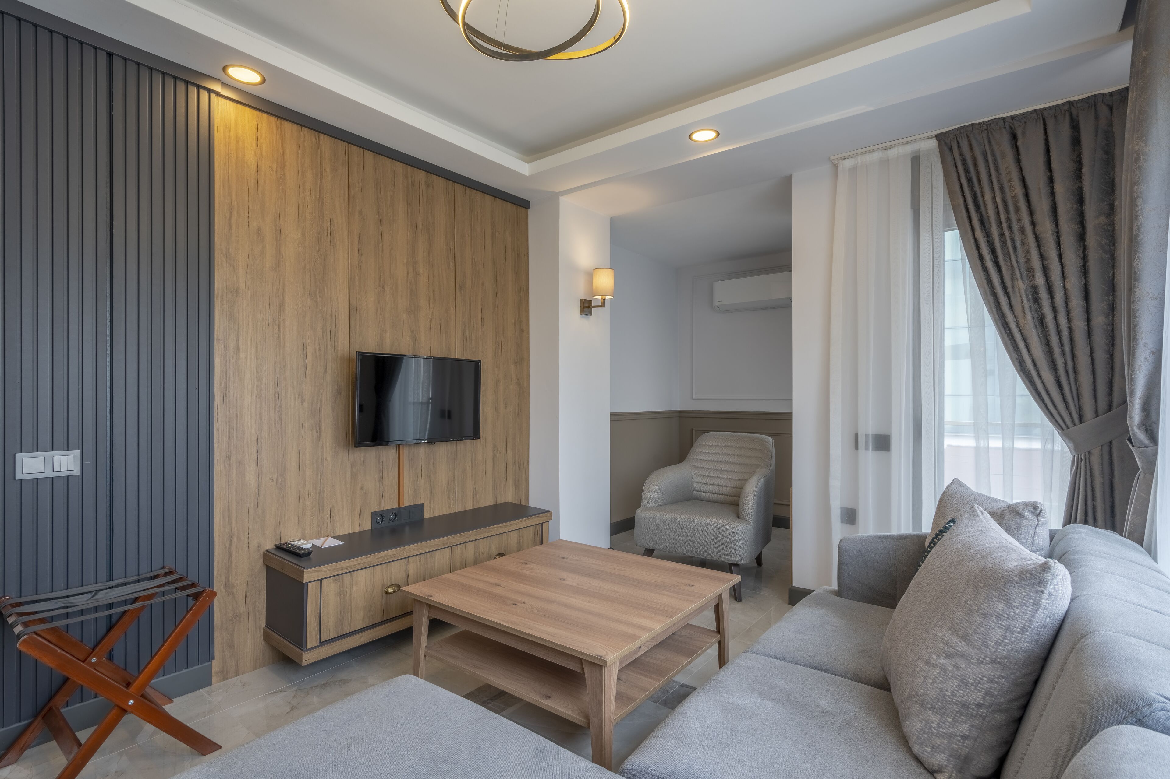 Quality Gold Suite Hotel