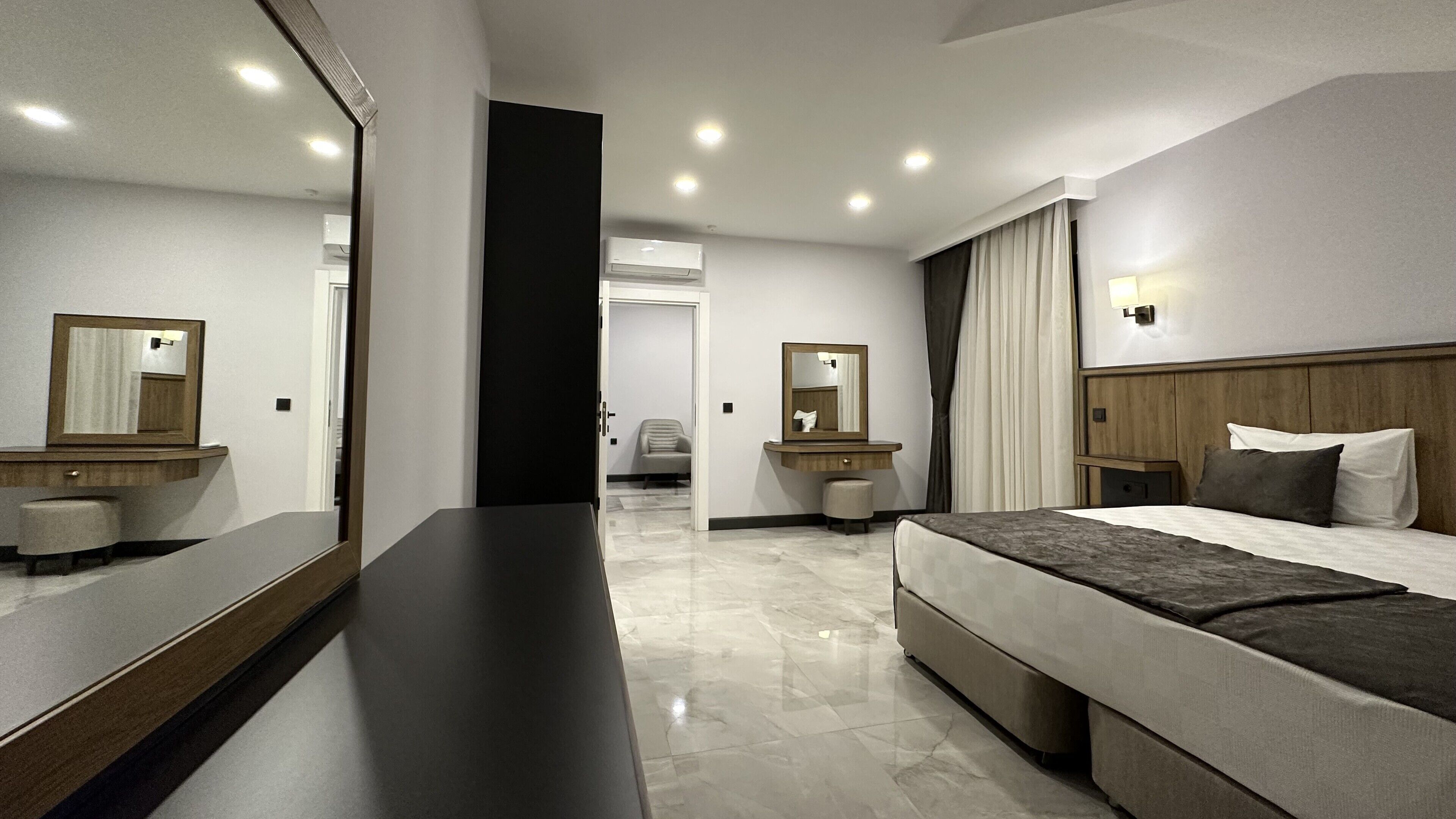 Quality Gold Suite Hotel