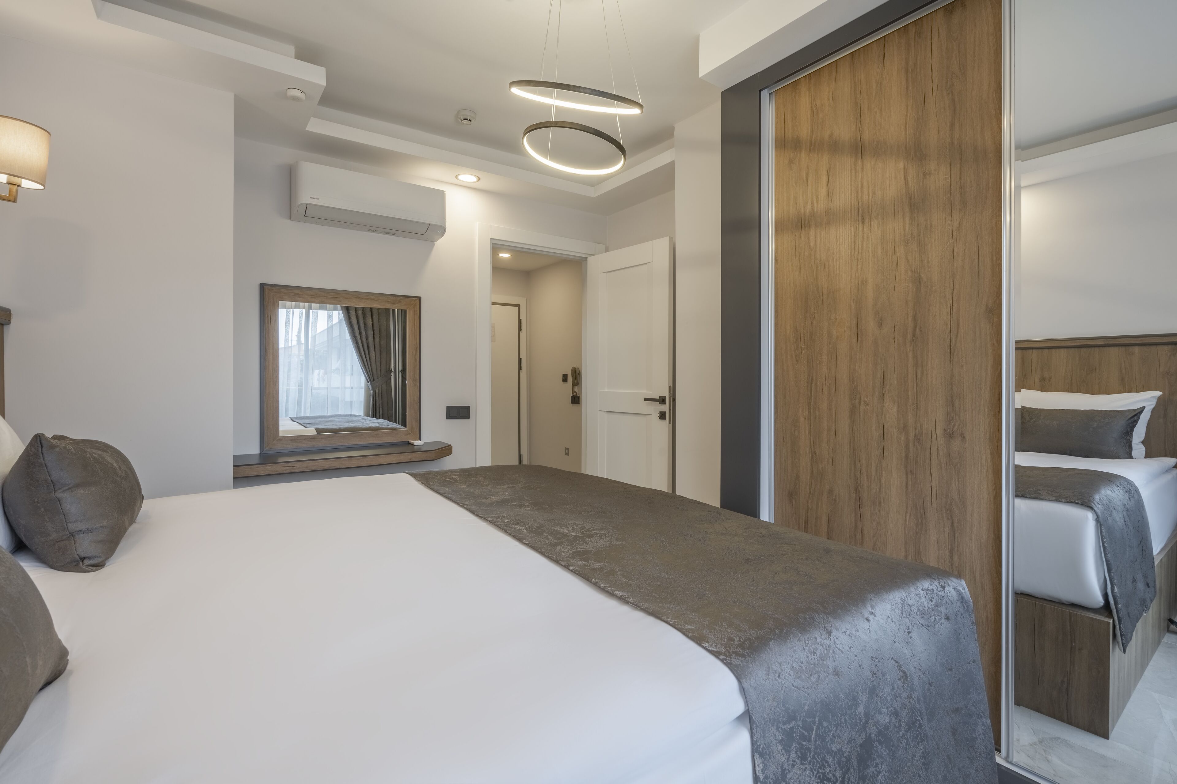 Quality Gold Suite Hotel