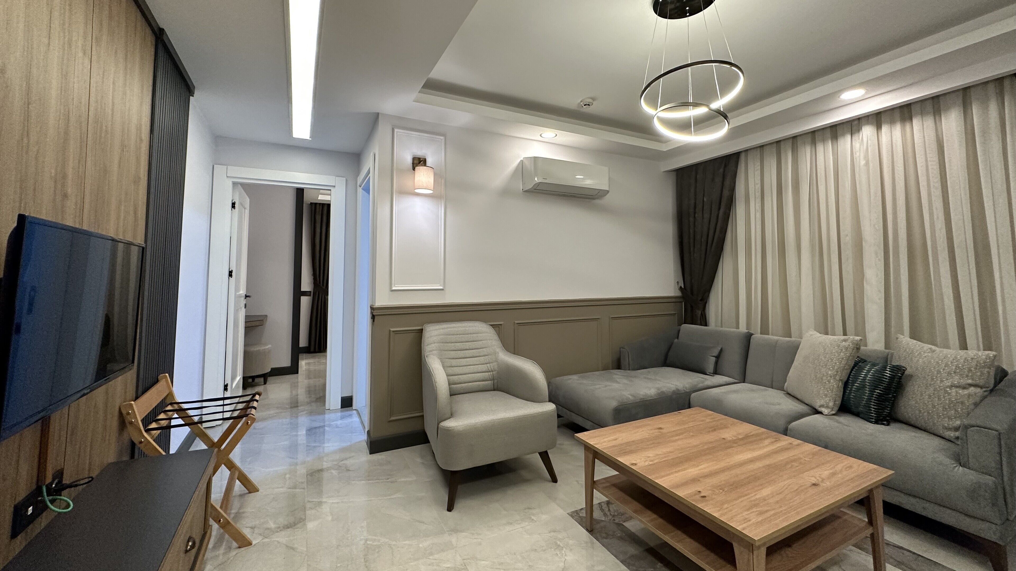 Quality Gold Suite Hotel