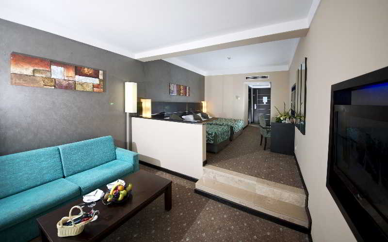 Limak Atlantis Deluxe Hotel & Resort