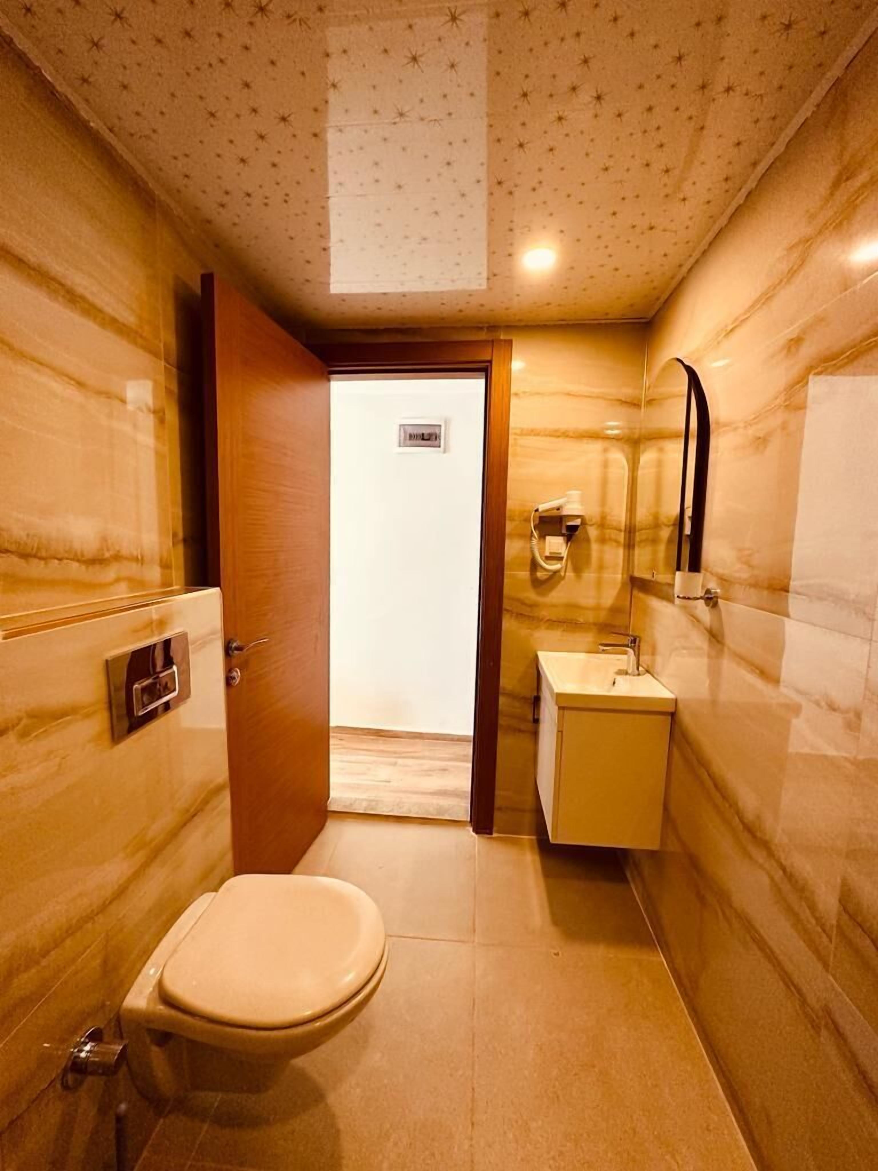 Britannia Hotel & Villas