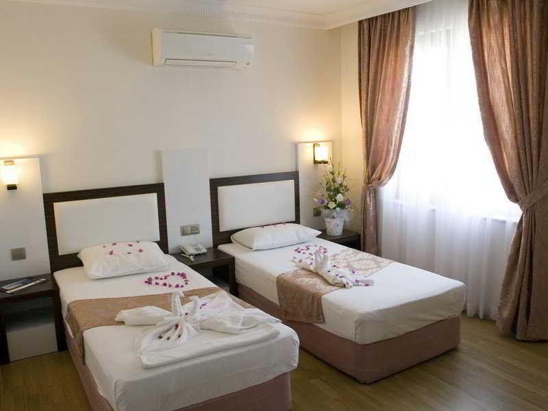 Atlas Beach Hotel & Spa