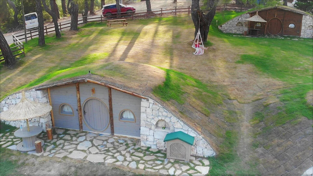 Olympos Toprak Evleri