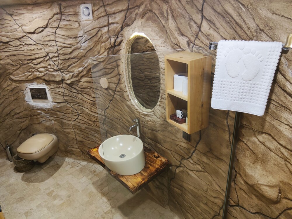 Olympos Toprak Evleri