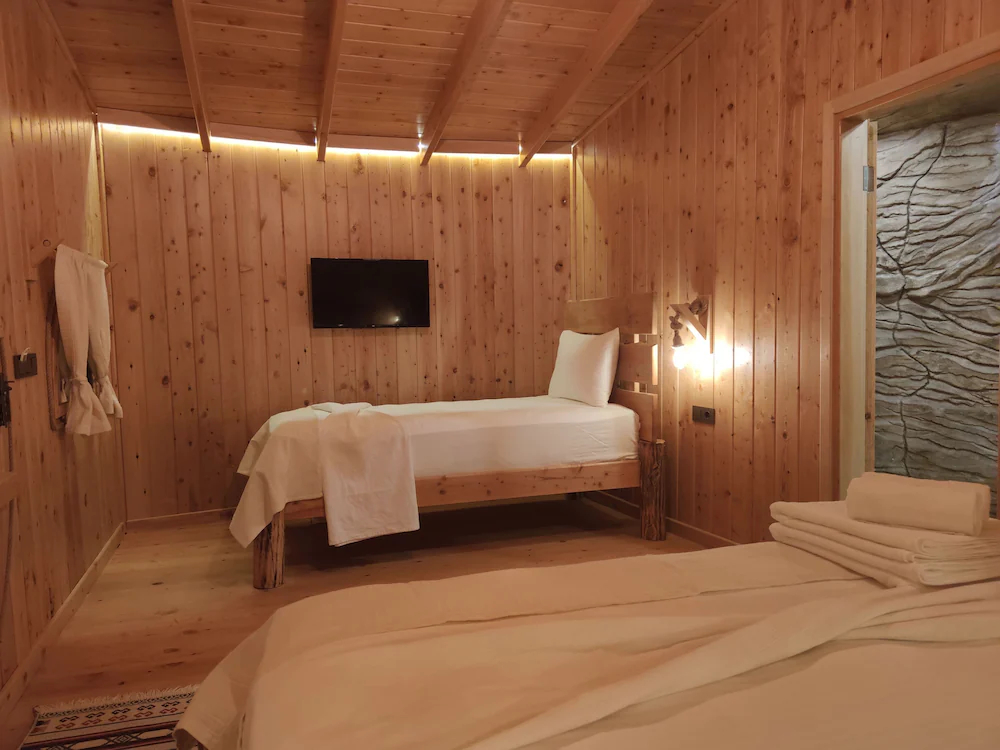 Olympos Toprak Evleri