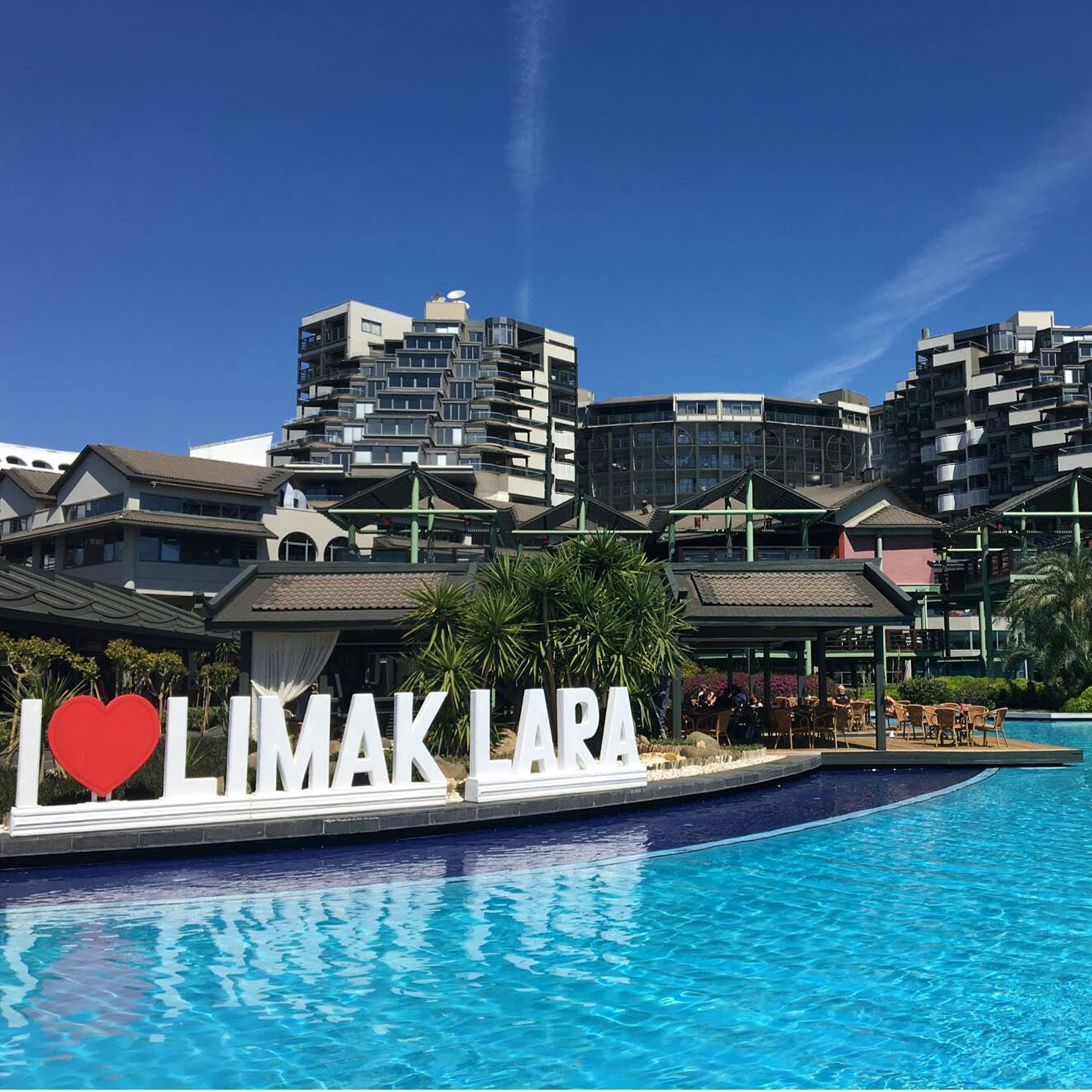 Limak Lara Deluxe Hotel & Resort