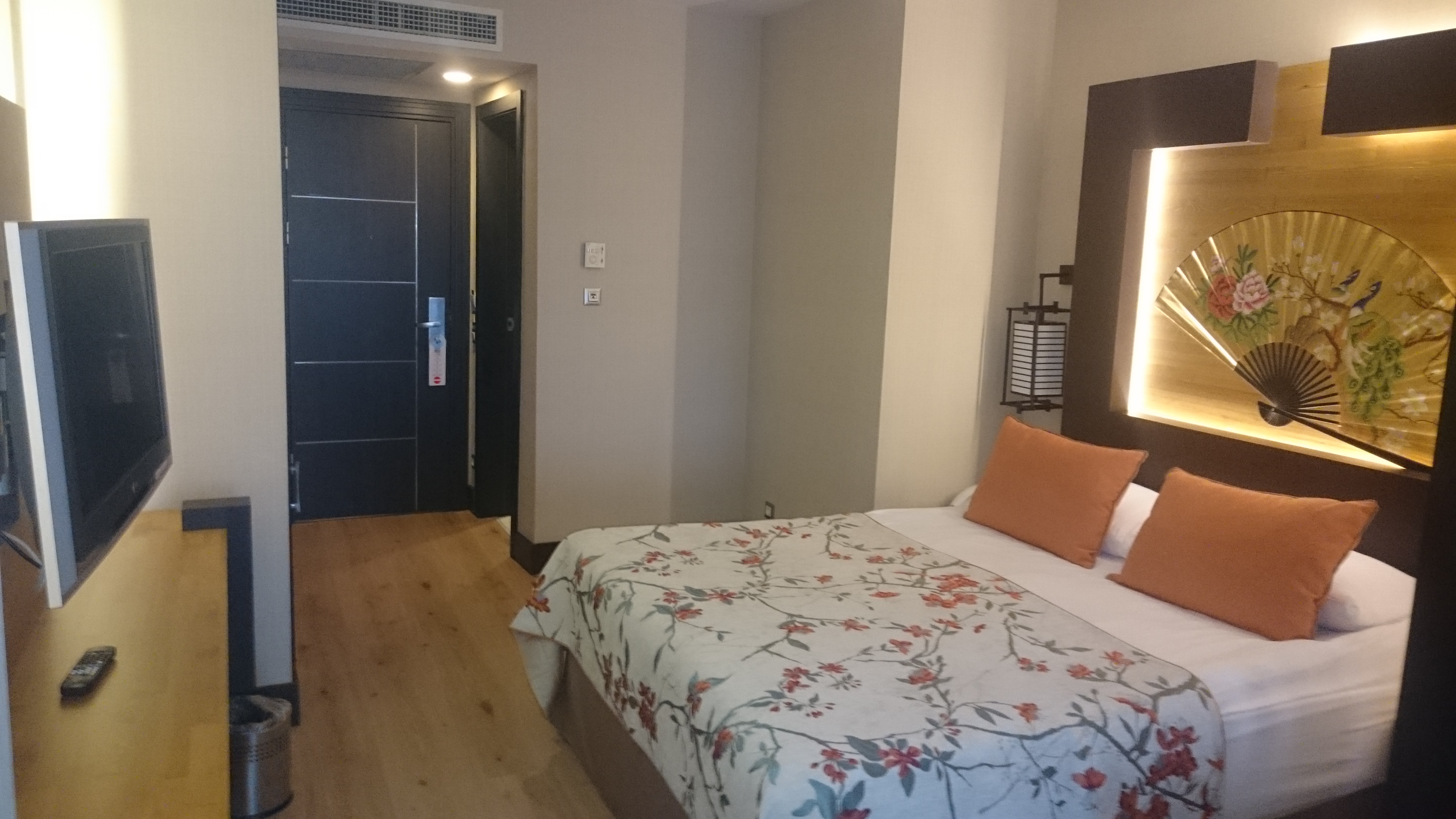 Limak Lara Deluxe Hotel & Resort