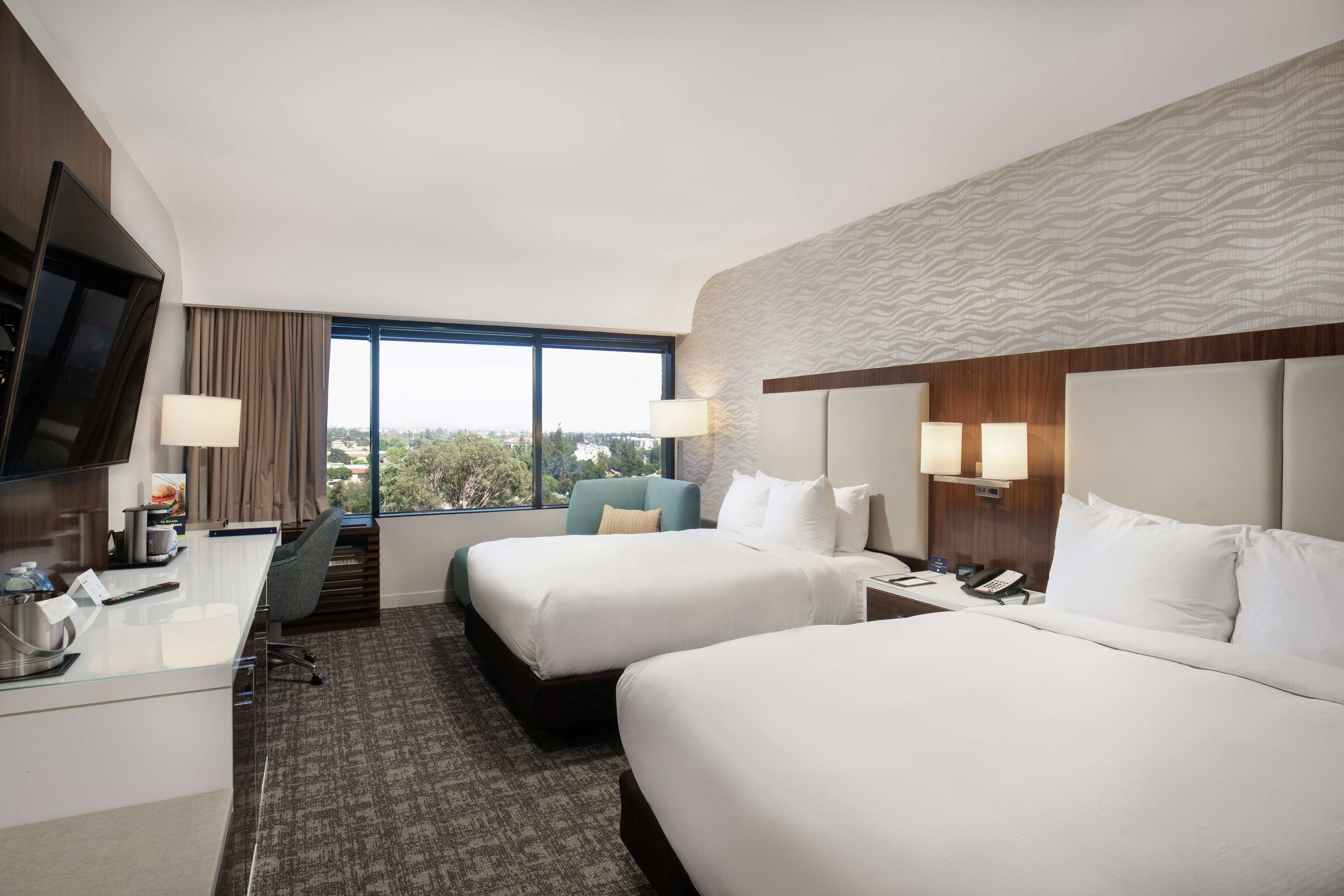 DoubleTree by Hilton Hotel Monrovia - Pasadena Area