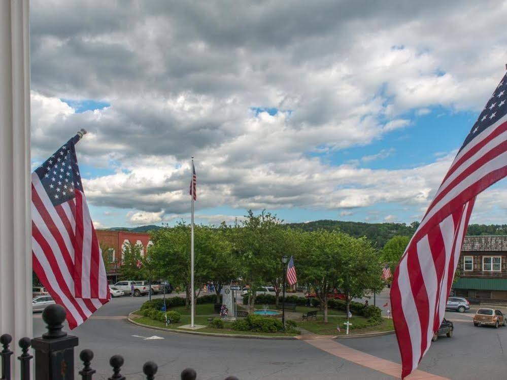 Moonshine Rapids Cabin