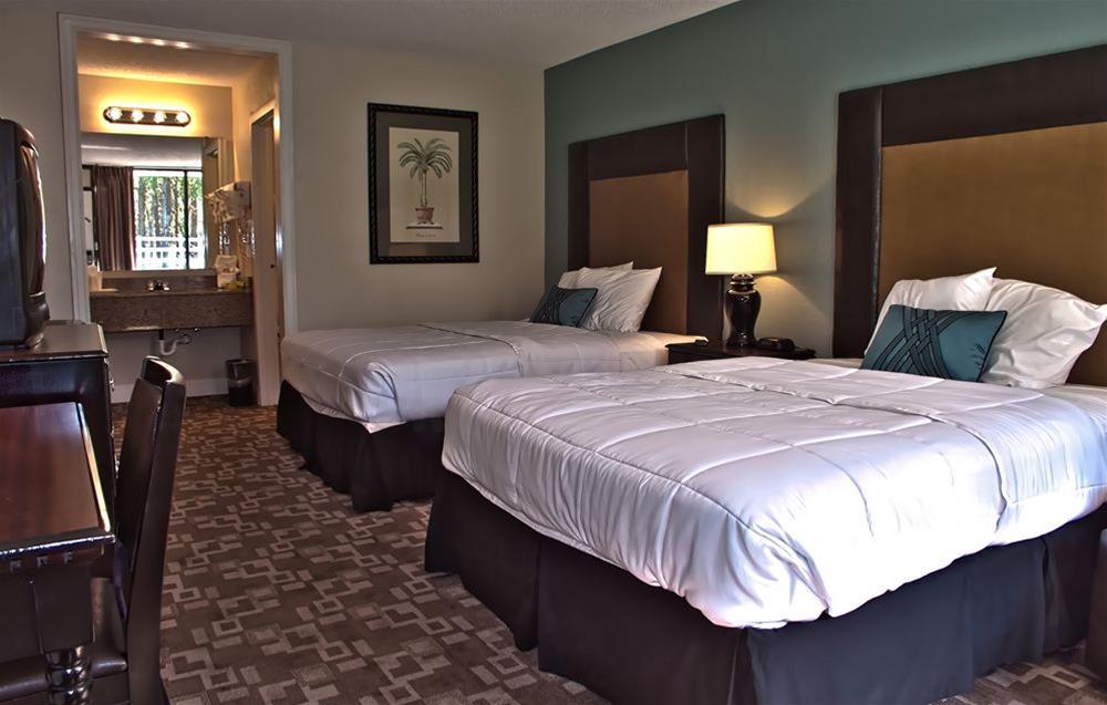 Springfield Hotel & Suites