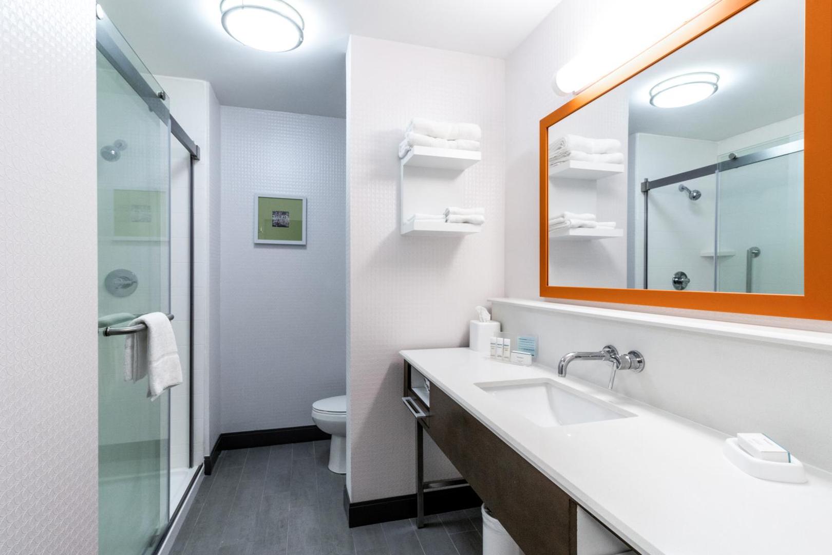 Hampton Inn Locust Grove