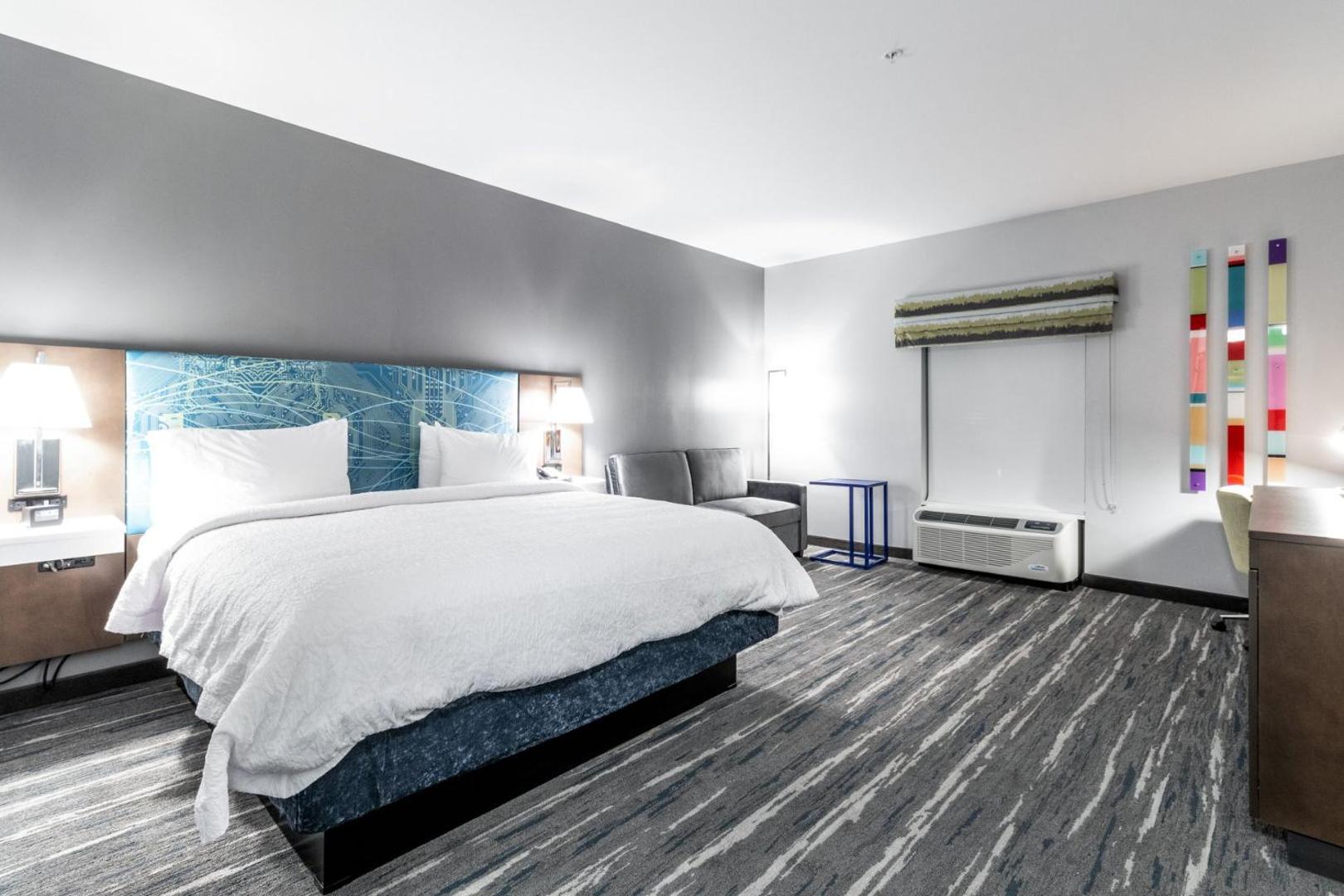 Hampton Inn Locust Grove