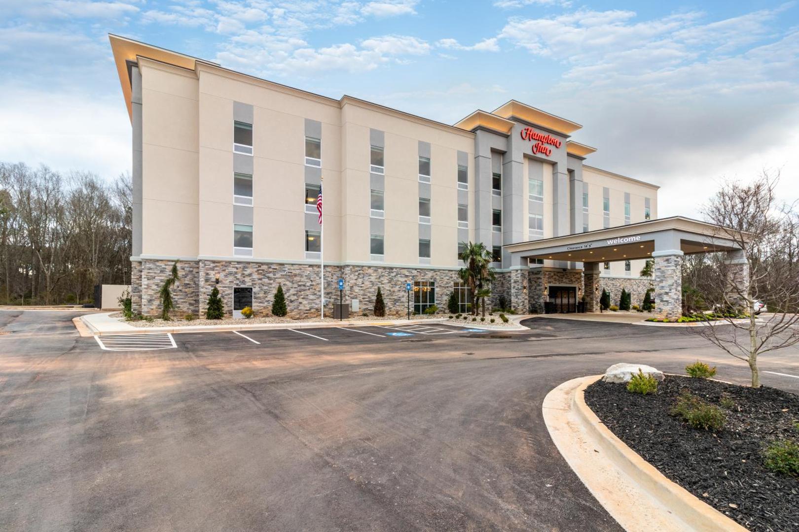 Hampton Inn Locust Grove