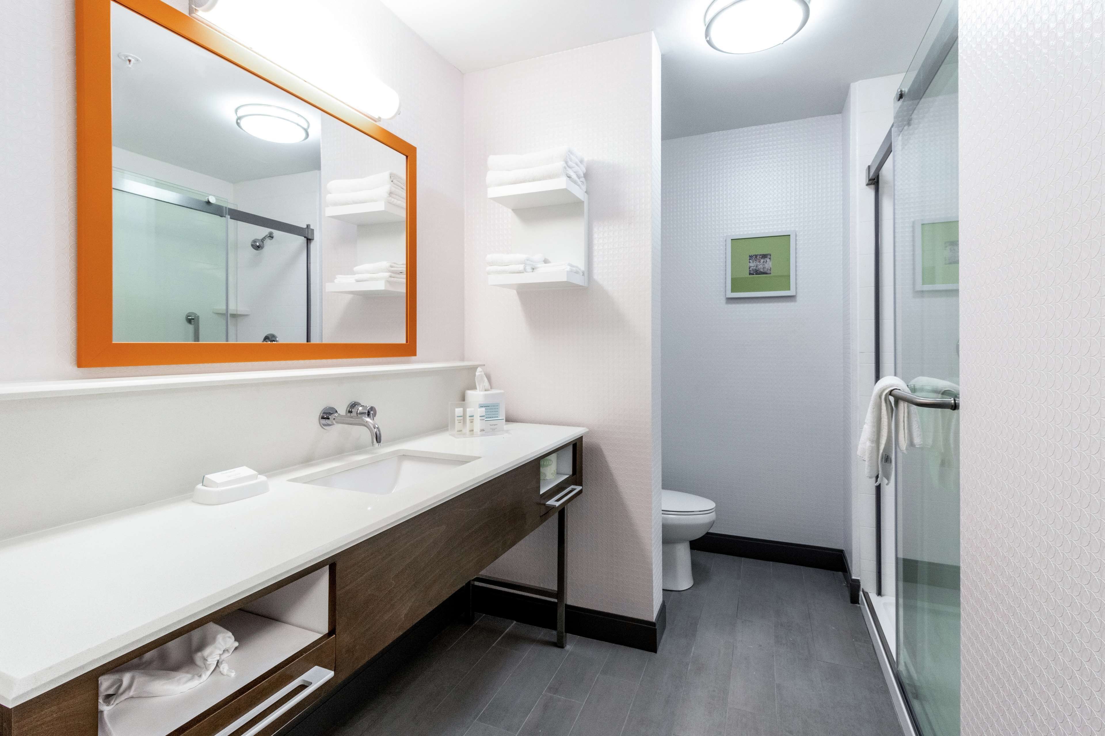 Hampton Inn Locust Grove