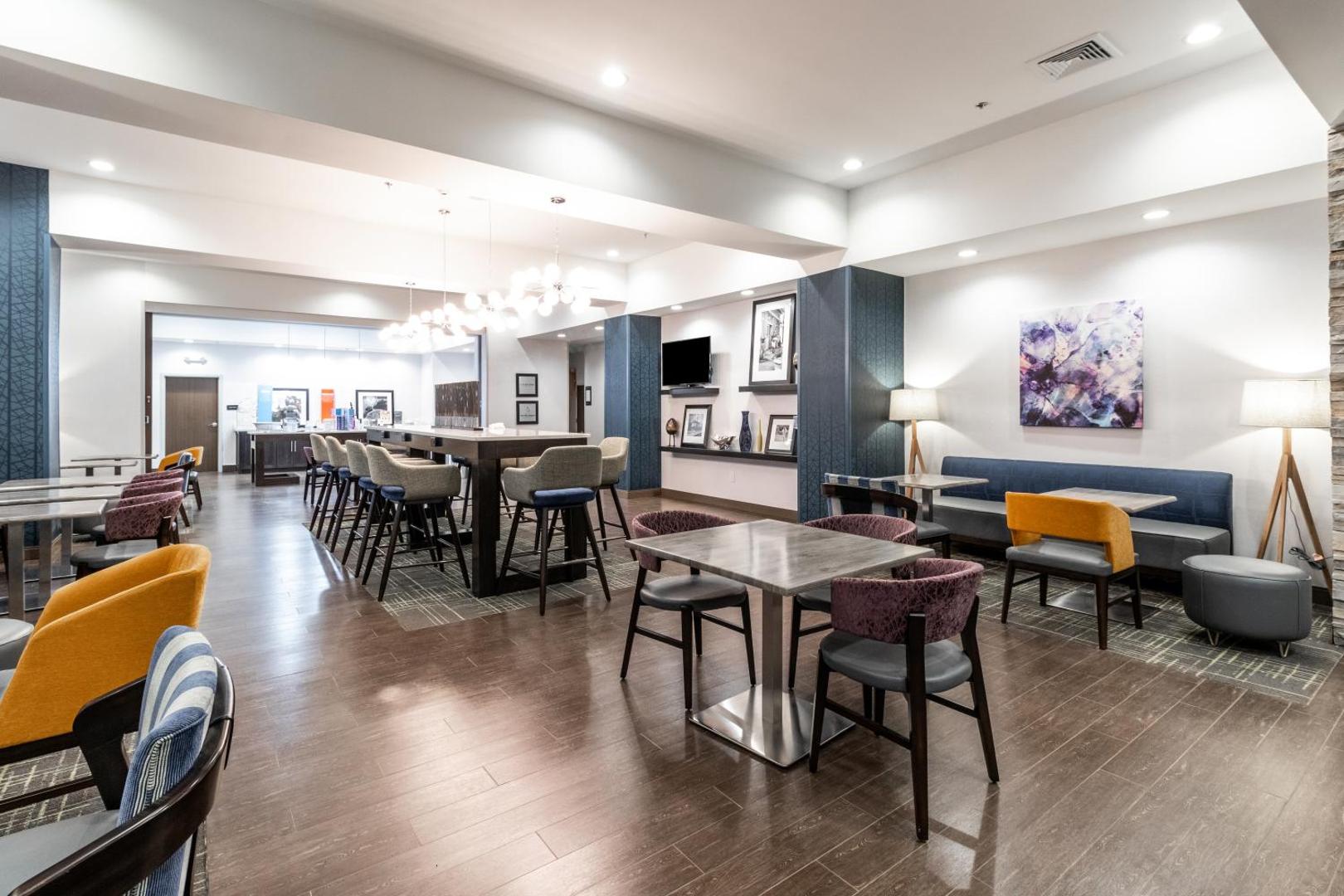 Hampton Inn Locust Grove