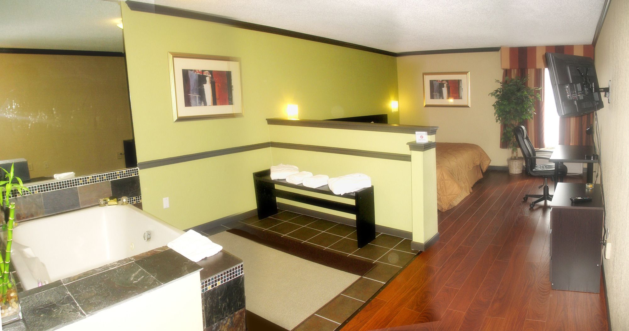 Rite4us Inn & Suites