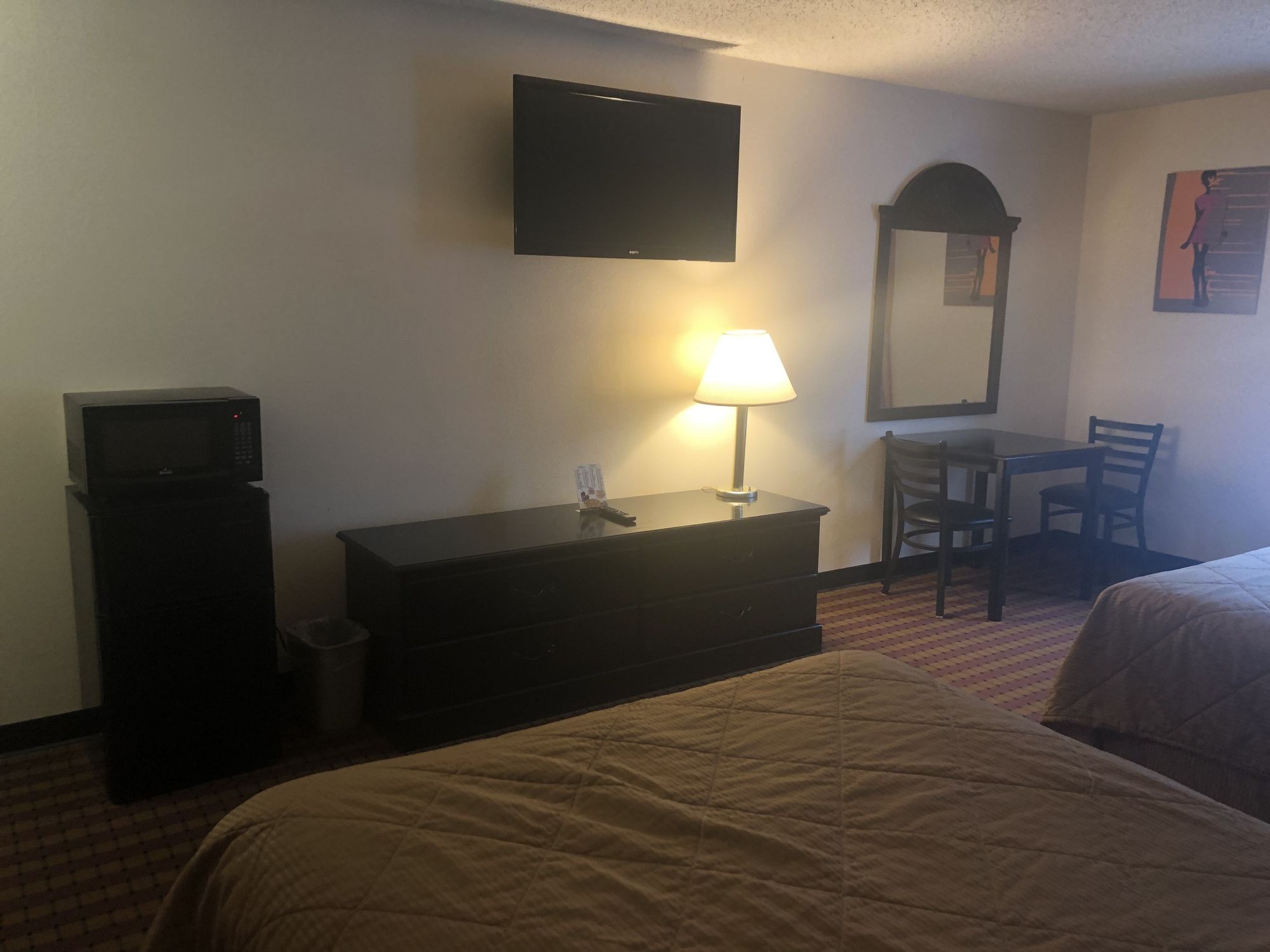 Rite4us Inn & Suites