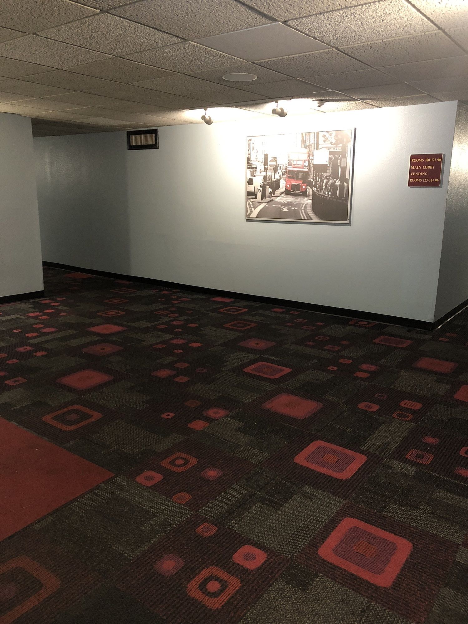 Rite4us Inn & Suites