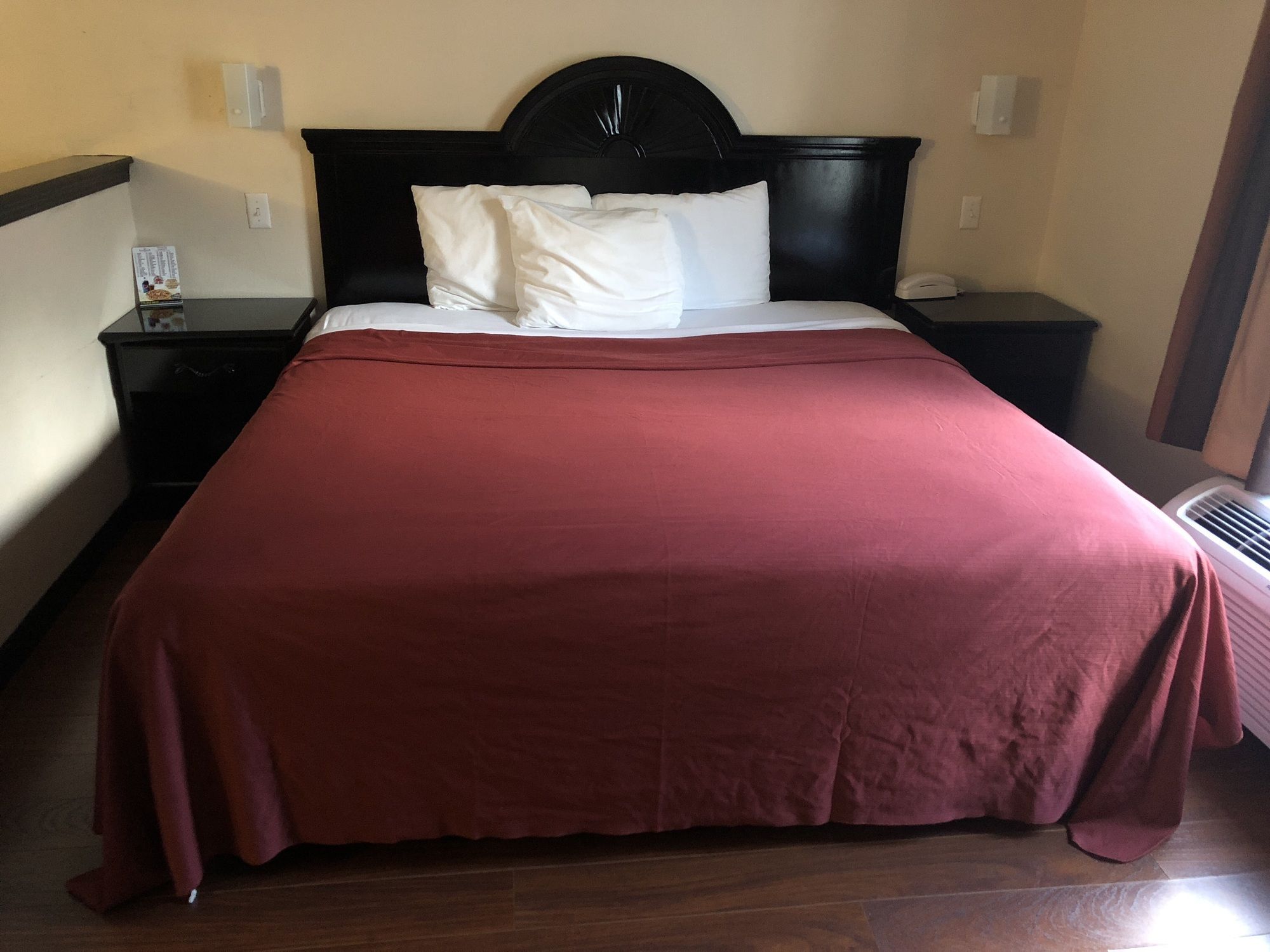 Rite4us Inn & Suites