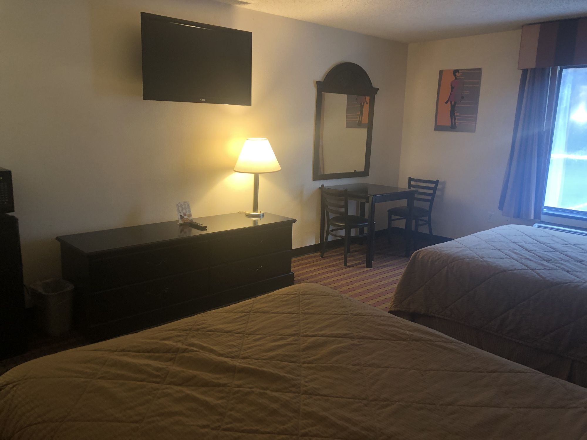 Rite4us Inn & Suites