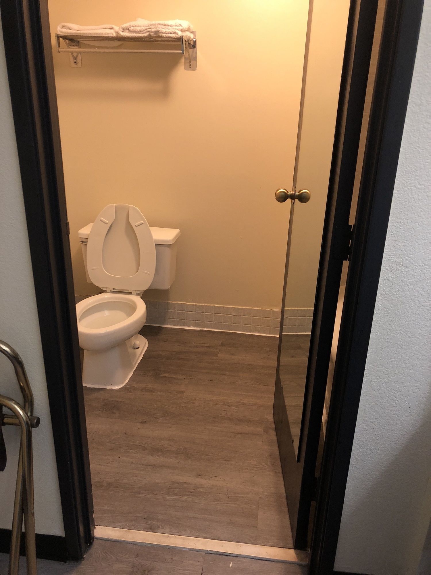 Rite4us Inn & Suites