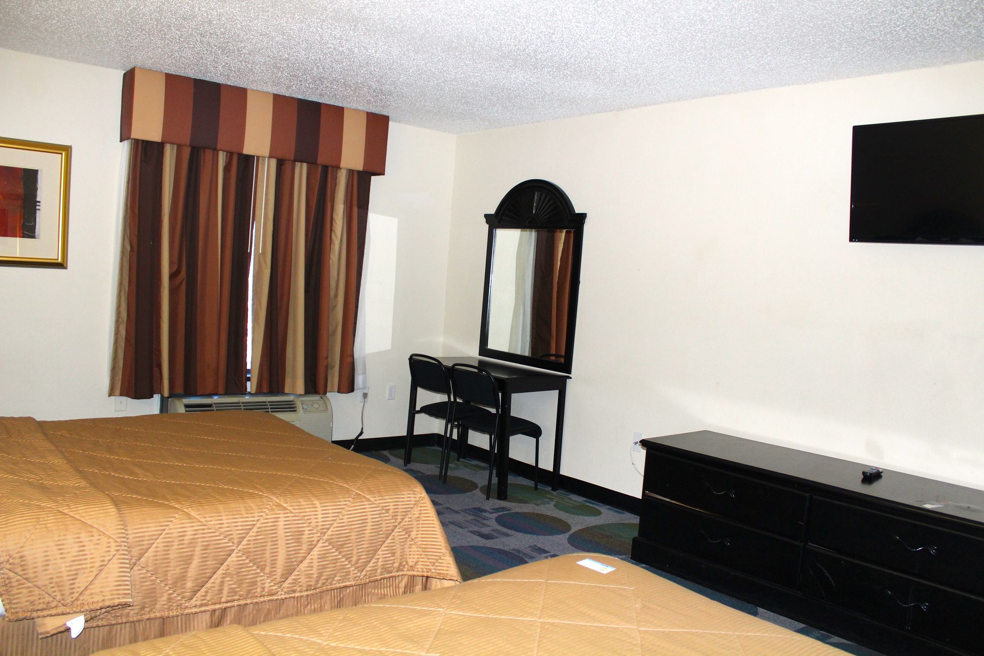 Rite4us Inn & Suites