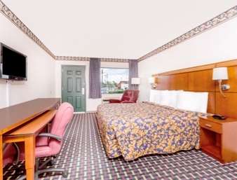 Howard Johnson by Wyndham Perry GA