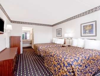 Howard Johnson by Wyndham Perry GA